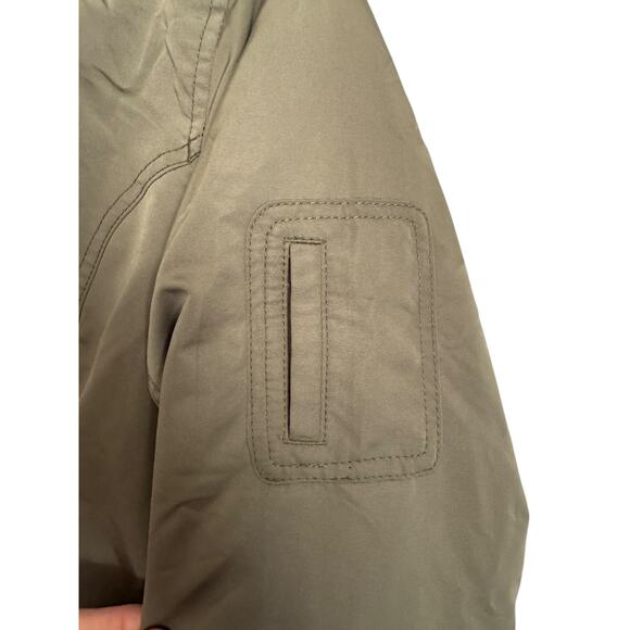 Abercrombie & Fitch Women's Green Bomber Jacket Size Large - Picture 6 of 13